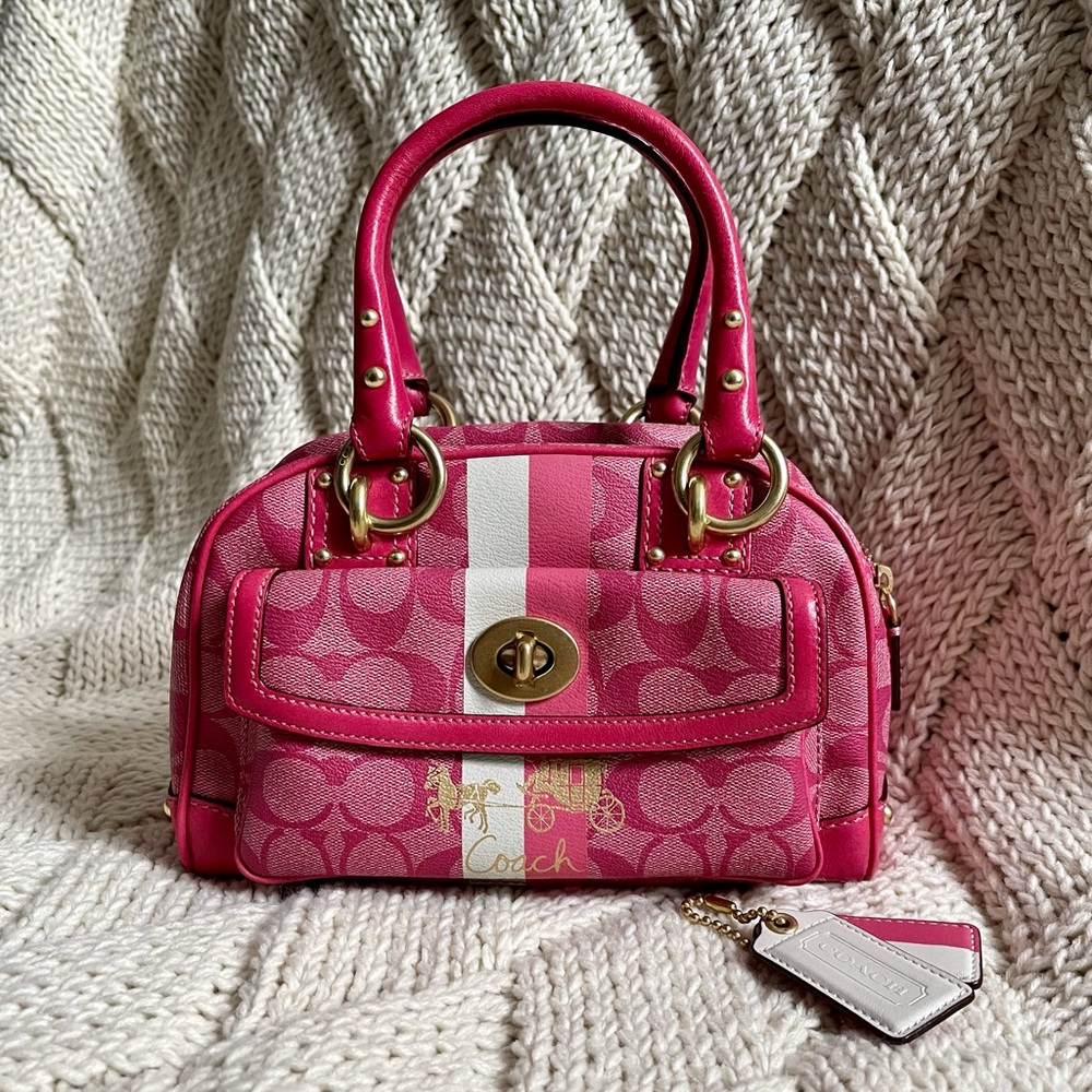 Beautiful Coach Shades of Pink Handbag